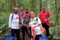 Refleksi Akhir Tahun di Gunung Sanghyang, Sekjen PDIP Berdoa untuk Keutuhan Bangsa