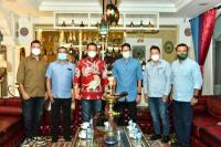 Bertemu Sandiaga, Bamsoet Ajak Kemenparekraf Kembangkan Sport Automotive Tourism