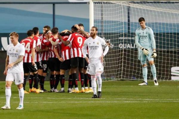 Courtois mengkritik kinerja wasit Juan Martinez Munuera, yang memimpin pertandingan Real Madrid vs Athletic Bilbao.