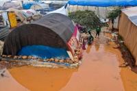 Hujan Badai Melanda Kampung Pengungsi di Idlib