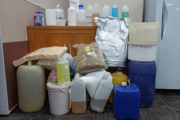 Bareskrim Polri membongkar praktek klinik kecantikan dengan obat yang kadaluarsa dan ilegal.