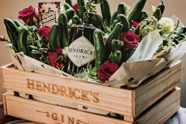Hari Kasih Sayang valentine`s day menjado momen berkesan untuk merayakannya. Bersama dengan Hendricks Gin.
