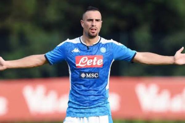 Tottenham Hotspur dikabarkan tertarik untuk menandatangkan bek tengah Napoli Nikola Maksimovic.