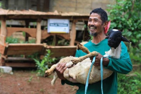 Yayasan Generasi Bantu Indonesia (Bantoo) menggandeng Badan Amil Zakat Nasional (BAZNAS) menjalin kemitraan untuk membantu para mustahik yang membutuhkan operasi katarak.