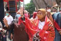 Kemnaker Dukung Pengembangan Kompetensi Pengrajin Ulos