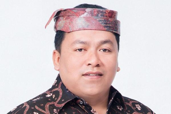 Ketua Komite IV DPD RI Sukiryanto menganggap kepengurusan Masyarakat Ekonomi Syariah (MES) yang baru saja dibentuk a-historis.