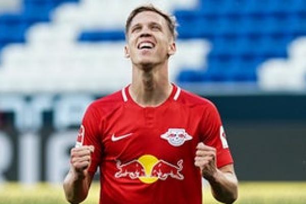 Raksasa LaLiga Spanyol, Real Madrid dikabarkan sedang mengincar playmaker RB Leipzig Dani Olmo sebagai pengganti Lucas Vazquez di bursa transfer musim panas mendatang.