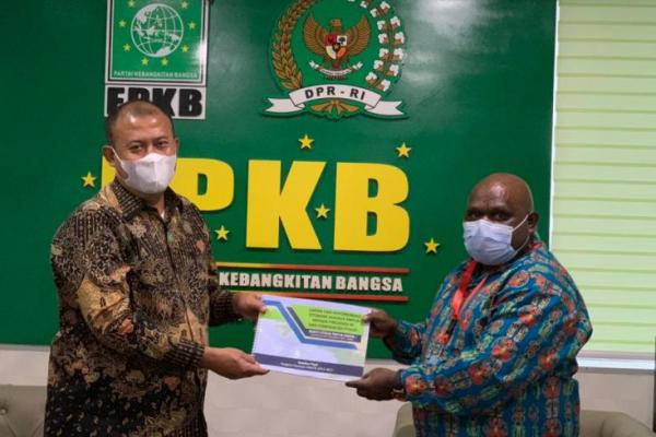 Kebijakan seperti Itu sudah tidak relevan pada era modern di Papua