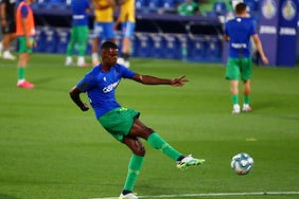 Manchester City dikabarkan sedang mempertimbangkan untuk merekrut striker Real Sociedad Alexander Isak selama jendela transfer musim panas ini.