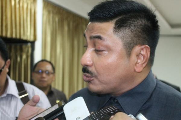 Tindakan Jhoni Allen Marbun menjelek-jelekan Ketua Majelis Tinggi Partai Demokrat, Susilo Bambang Yudhoyono (SBY) menuai kritik dan panen hujatan dari internal partai mercy.