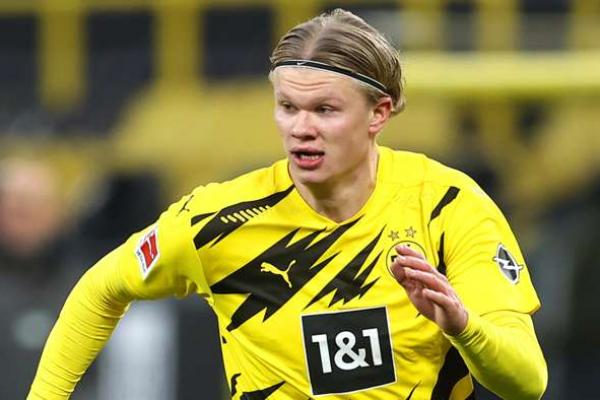 Chelsea dilaporkan siap untuk menggoda Borussia Dortmund dengan tawaran 150 juta poundsterling (Rp3 trliun) untuk Erling Braut Haaland.