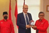 Dubes Suriah Tandangi PDIP, Spirit Dasa Sila Bandung Berkobar