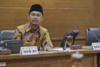 Komite III DPD RI Ajak Masyarakat Sulap Sampah Plastik Jadi Kerajinan Ecobrick