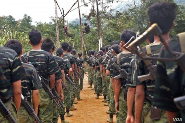 Nama Arakan Army dicoret dari daftar teroris oleh junta militer Myanmar, pada Kamis (11/3). Padahal kelompok pemberontak itu dicekal di era pemerintahan San Suu Kyi, yang kini telah dikudeta militer.