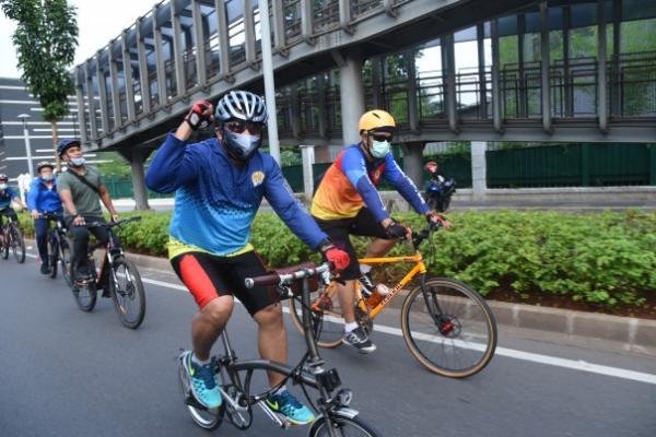 Sekretaris Jenderal DPR RI Indra Iskandar mengatakan akan memperkuat fasilitas layanan sepeda di lingkungan Kesetjenan demi memenuhi program dari KORPRI.