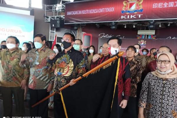 Mengusulkan pembentukan join working group for trade
