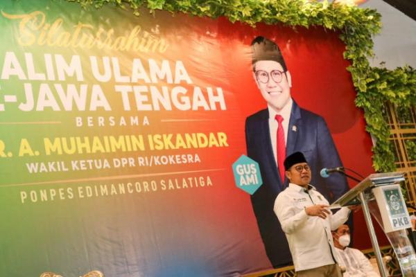 Pesantren berperan besar bagi pembangunan bangsa. Kontribusinya telah diwujudkan bukan hanya saat ini, tapi sejak Indonesia belum merdeka.