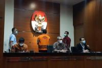 KPK Tetapkan Bupati Bandung Barat dan Anak Tersangka Korupsi Pengadaan Barang Tanggap Covid-19