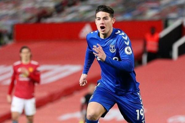 Kalimat Pedas Benitez Alasan James Rodriguez Hengkang