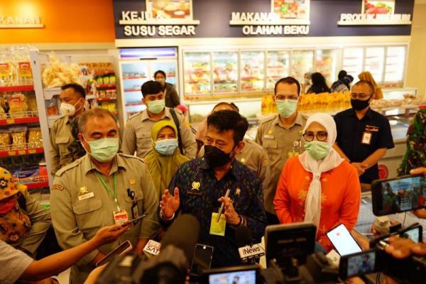 Kementerian Pertanian (Kementan) akan terus memantau dan memastikan agar ketersediaan pangan khususnya daging sapi ini dan juga harganya dapat terjangkau oleh masyarakat.