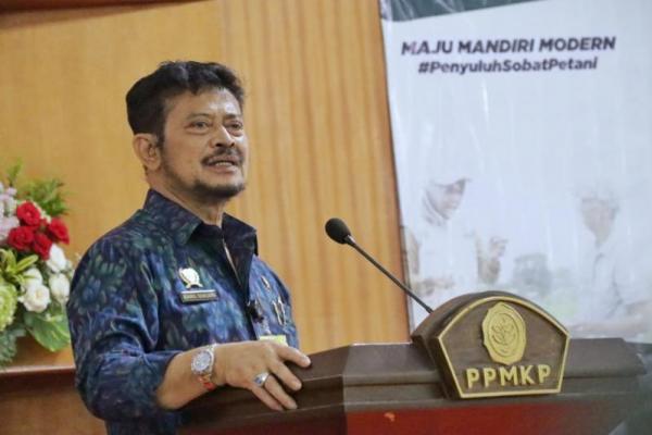 Anggaran pemerintah untuk menyediakan pupuk subsidi selama ini masih jauh dari jumlah pupuk yang diajukan petani bersama para penyuluh.