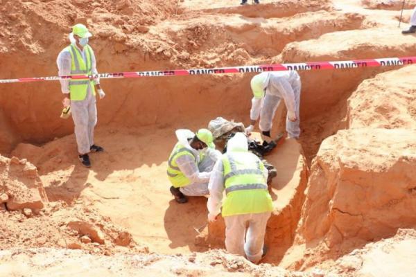 Pihak berwenang Libya menemukan dua kuburan massal baru di kota Tarhuna, timur laut ibu kota Tripoli