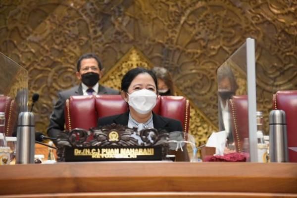 Ketua DPR RI Puan Maharani mendukung kebijakan pemerintah membebaskan uji validitas tes antigen dari ketentuan tarif penerimaan negara bukan pajak (PNBP).