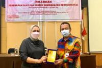 Bangun Produktivitas, Kemnaker Gandeng UMKM Bumi Alumni dan BLK