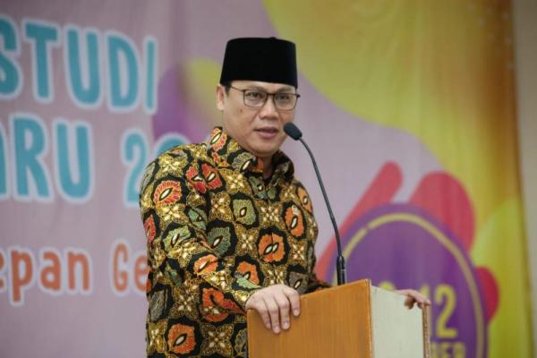 Sejak Reformasi, bangsa ini telah digempur oleh berbagai ideologi trans-nasional yang merongrong nasionalisme kaum terpelajar.