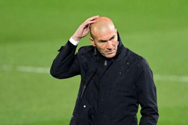 Meski Semakin Dekat, Zidane Belum Beri Jawaban ke Bayern Munich
