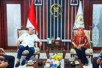 Jadi Simbol Budaya Madura, Ketua DPD RI Berharap Kelestarian Karapan Sapi Dijaga