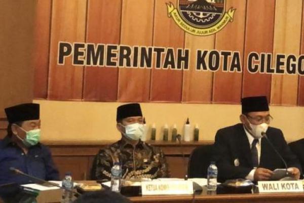 Ketua Komisi VIII DPR RI Yandri Susanto meminta Kementerian Agama Kota Cilegon untuk menerapkan protokol kesehatan yang ketat di 143 Madrasah yang ada di Kota Cilegon.