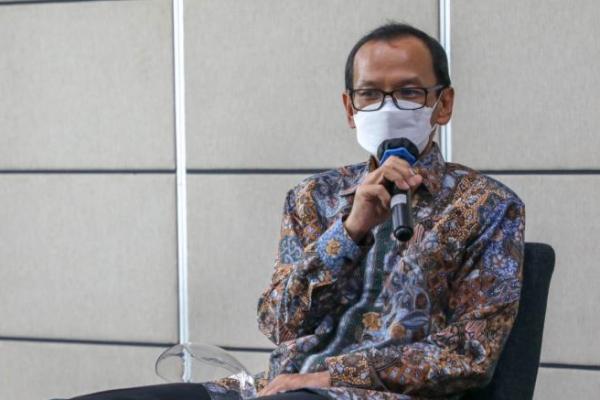 Ujian Tulis Berbasis Komputer (UTBK) gelombang 1 dalam rangka Seleksi Bersama Masuk Perguruan Tinggi Negeri (SBMPTN) 2021 telah dimulai serentak di Indonesia.