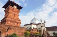 7 Masjid Unik di Indonesia Bisa Jadi Tujuan Liburan Bersama Keluarga