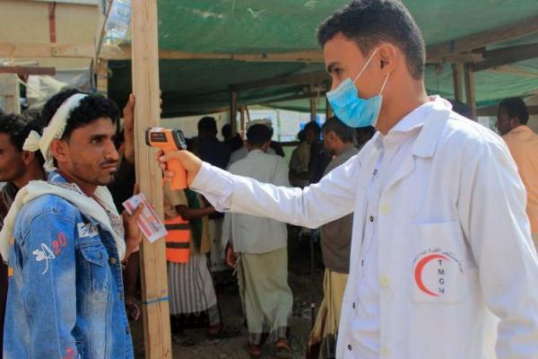 Kampanye vaksinasi COVID-19 Yaman dimulai di daerah yang dikuasai pemerintah tiga minggu setelah pengiriman pertama dari skema berbagi vaksin COVAX global tiba di negara yang dilanda perang.