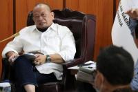 Pembangunan Industri Kaca di Batang Angin Segar Bagi Tenaga Kerja RI