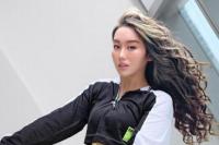 Lepas Puteri Indonesia ke Miss Universe, Ticya Fang Memukau Bawakan Lagu Agnez Mo