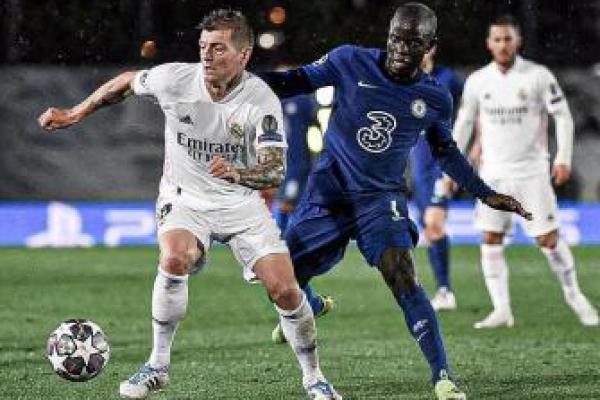 Setelah mengalami beberapa masalah pangkal paha sepanjang musim 2020/2021, Kroos akan mengalihkan fokusnya ke pemulihan. Dia diragukan tampil dalam laga melawan Deportivo Alaves pada 14 Agustus 2021 nanti, pertandingan pembuka La Liga.