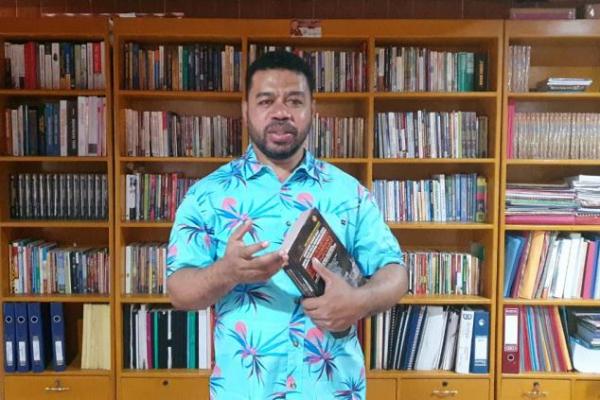 Pemerintah harus memberikan definisi khusus terkait dengan kelompok atau afiliasi KKB yang disebut sebagai organisasi teroris.