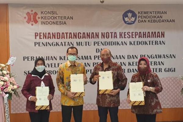 Kerja sama itu diwujudkan dalam bentuk penandatanganan nota kesepahaman pada Kamis (29/4) lalu, dengan harapan peningkatan kualitas pendidikan kedokteran akan turut berkontribusi pada arah kebijakan dan kebutuhan nasional.
