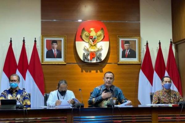 Asesmen TWK yang diselenggarakan pada 18 Maret hingga 9 April 2021 tersebut dalam rangka pengalihan pegawai KPK menjadi ASN