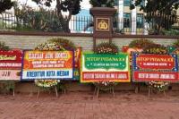 Keberatan, Kreditur IOI Protes dan Kirim Karangan Bunga ke Mabes Polri