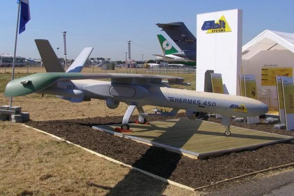  Pemerintah Australia memberi tahu perusahaan senjata swasta terbesar Israel, Elbit Systems, bahwa militernya akan berhenti menggunakan Battle Management System (BMS) mulai pertengahan Juni.