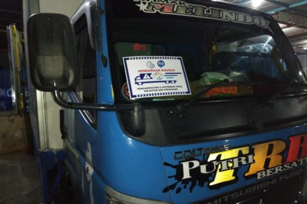 Kementerian Kelautan dan Perikanan (KKP) memastikan mobil angkutan logistik perikanan tetap bisa melintas selama masa larangan mudik.