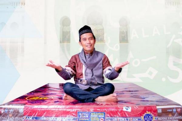 Jangan sembarang memilih kasur, Ustadz Maulana pilih yang aman, nyaman dan halal. 