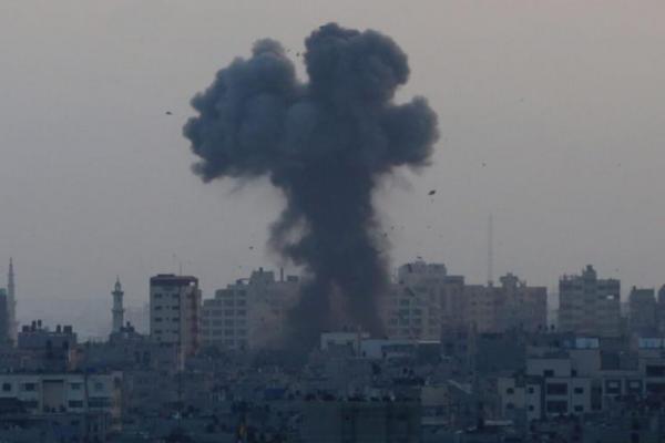 Hingga Selasa malam, serangan Israel di Gaza telah menewaskan 28 warga Palestina, termasuk sembilan anak, dan melukai 152 lainnya. Dua orang Israel tewas dalam serangan roket.