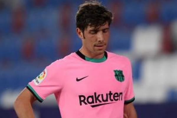 Manchester City dilaporkan menjajaki kemungkinan penandatanganan bomber Barcelona, Sergi Roberto dengan status bebas transfer musim panas mendatang.