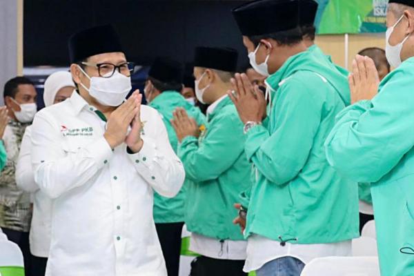 dokter, perawat, dan semua petugas kesehatan telah memberikan segalanya untuk Indonesia