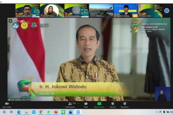 Presiden Jokowi mengatakan, di usia ke-57 UNJ diharapkan makin kontributif dalam mencetak insan pendidikan dan talenta-talenta unggul, serta ikut serta memajukan ilmu pengetahuan dan teknologi.