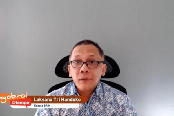Laksana Tri Handoko ditantang untuk tetap menjalankan tugas negara sebagai pejabat publik, sembari meluangkan waktu bagi keluarga dan hobinya berolahraga.